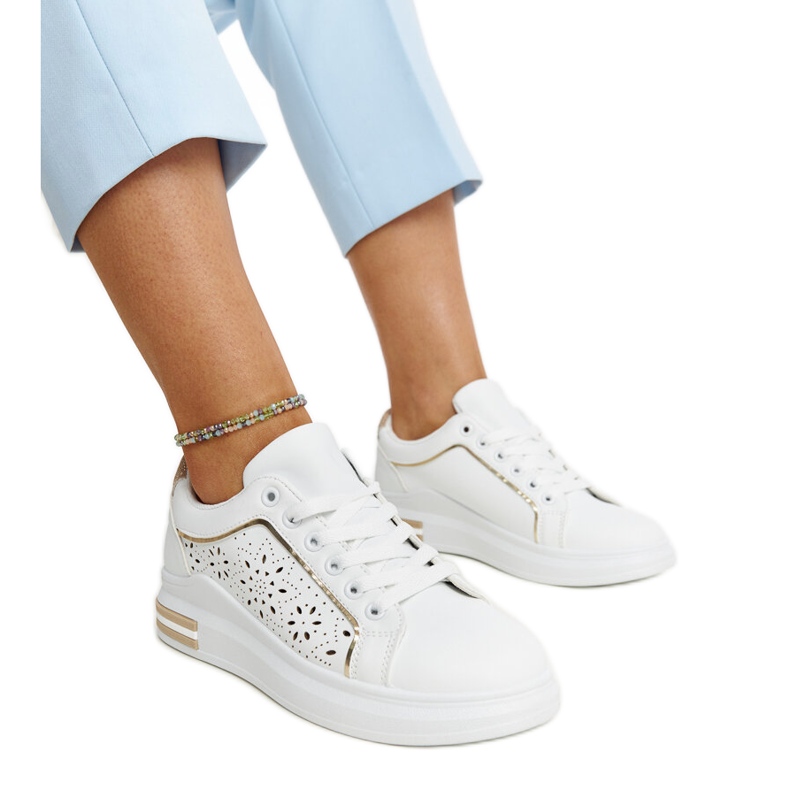 Vita genombrutna sneakers med Zorka glitter