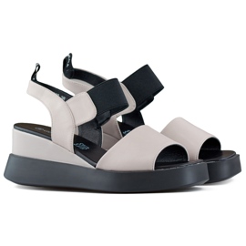 Kilsandaler i läder för kvinnor med ett elastiskt band beige