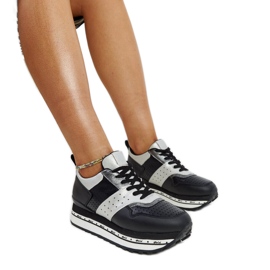 Svarta sneakers med hög sula från Askalua