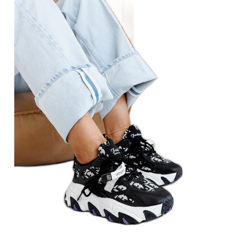 Svarta sneakers med tjock Melsen-sula