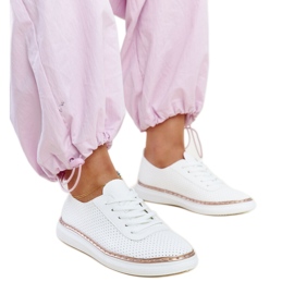 Vita genombrutna Biserka sneakers