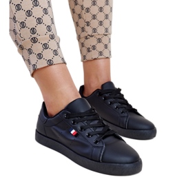 Svarta Gioya eco läder sneakers