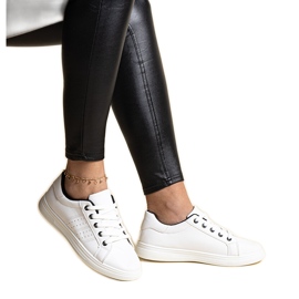 Vita sneakers i ekoläder från Cathleen