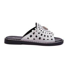 Blanka platta flip flops för kvinnor med silverdekoration Ebirena silver-