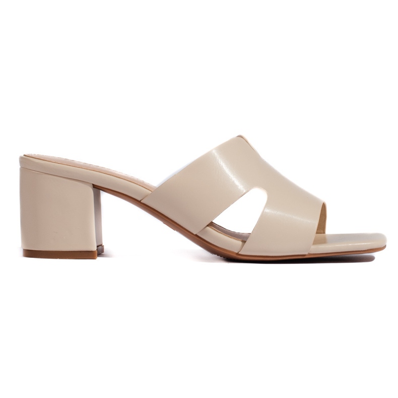 Beige högklackade flipflops för kvinnor