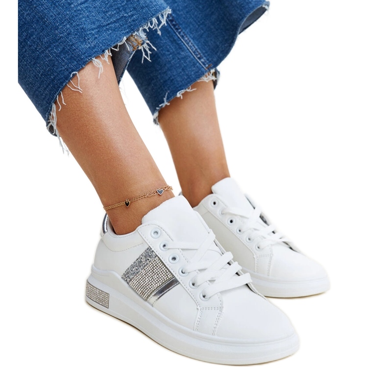 Vita och silver Giulia sneakers med cubic zirconia