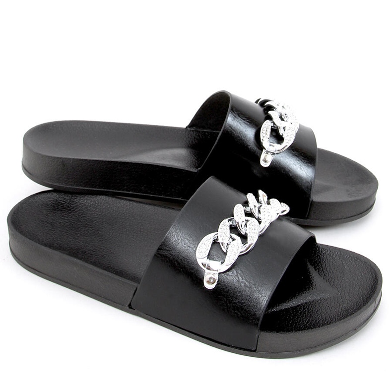 Tilia Svarta Tofflor med kedja