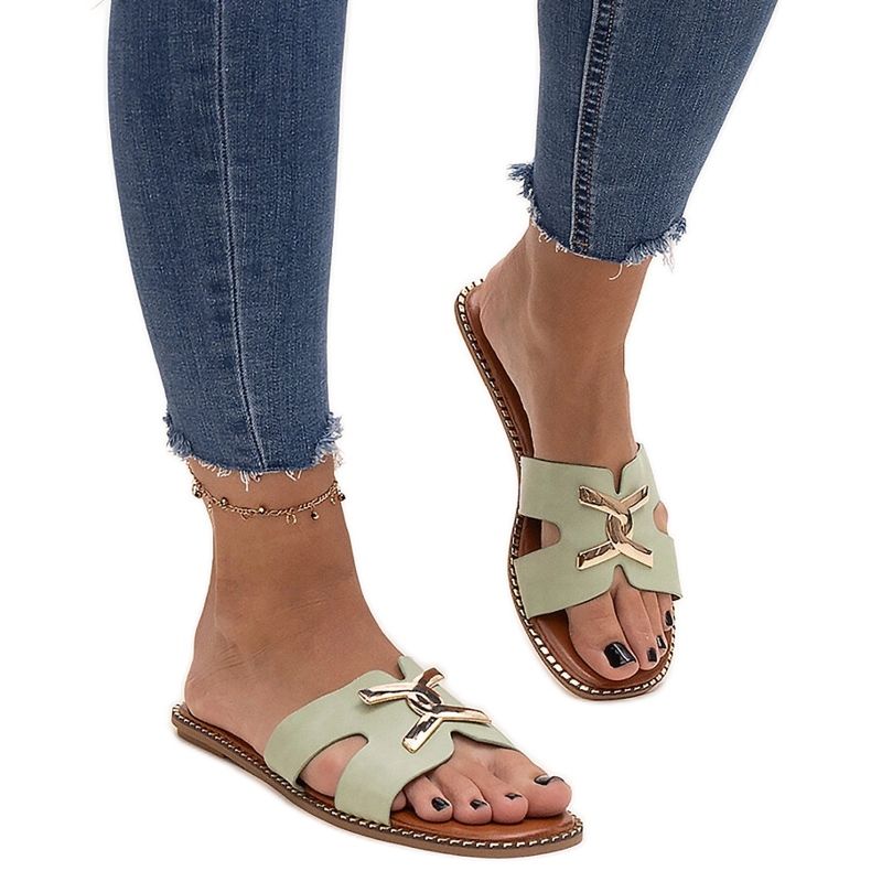 Gröna flip-flops med Razanna-spänne
