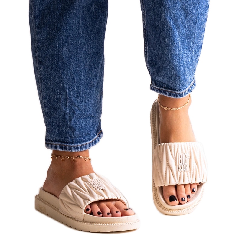 Beige klaffar med volanger Big Star NN274A746