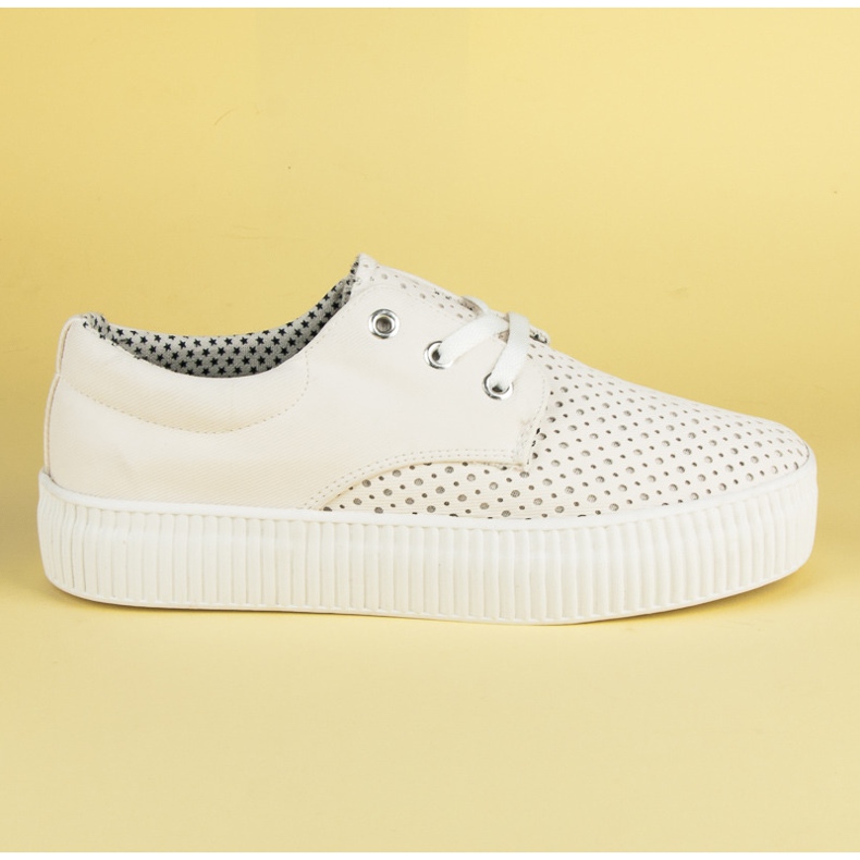 Kylie Genombrutna sneakers på plattformen vit