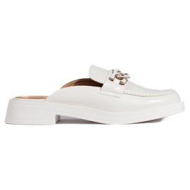 Vita helplattformsmulor