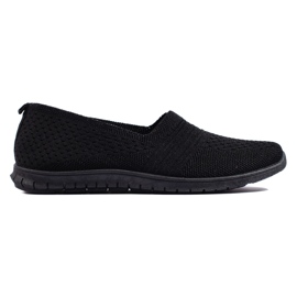 Svarta slip-on sportskor