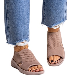 Bruna platåsandaler från Rawia