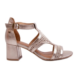 Lädersandaler för kvinnor på hög klack Maciejka 06459-25 Beige och guld