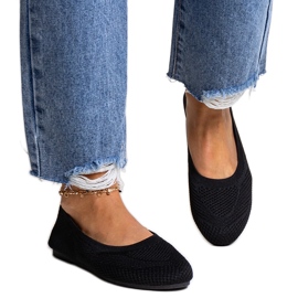 Balettkläder i svart tyg från Yafia