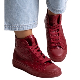 Röda high-top openwork sneakers från Madala