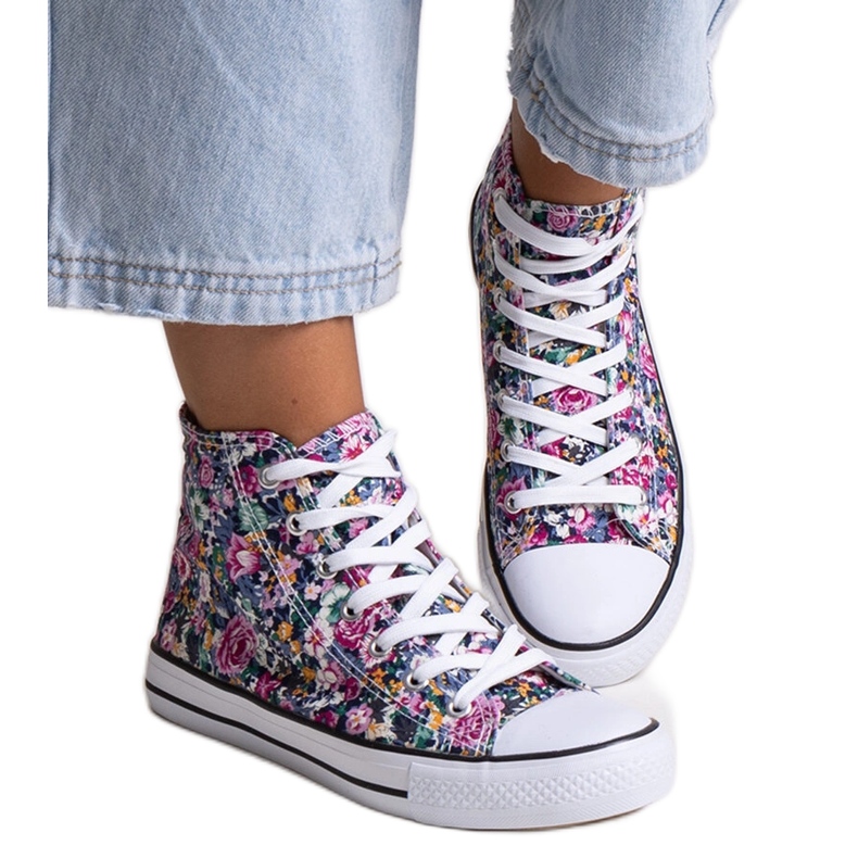 Rosa high-top sneakers med blommönster från Mehretina