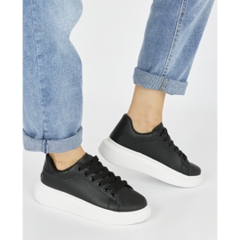 Svarta plattformssportskor för kvinnor