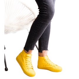 Gula high-top sneakers från Raffie