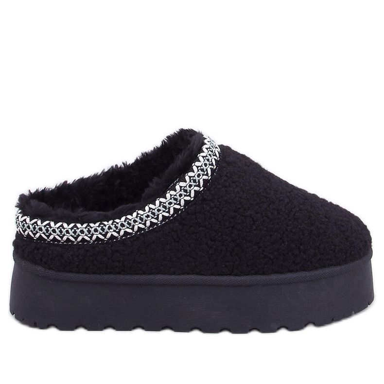 Korta snökängor med lammsvart fårskinn