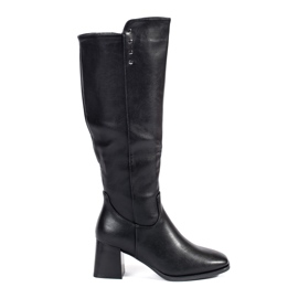 Högklackade stövlar i svart mocka