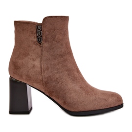 Isolerade damstövlar i ekologisk mocka på hög klack, fästs med dragkedja, brun Erillia beige