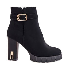 Isolerade damstövlar med guldspänne, svart Taitra
