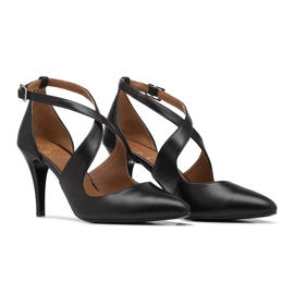 BUTDAM Xena svarta dansklackar med spetsig tå och remmar