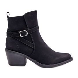 Svarta Glamer högklackade cowboystövlar med spetsiga tår, isolerade, dragkedja