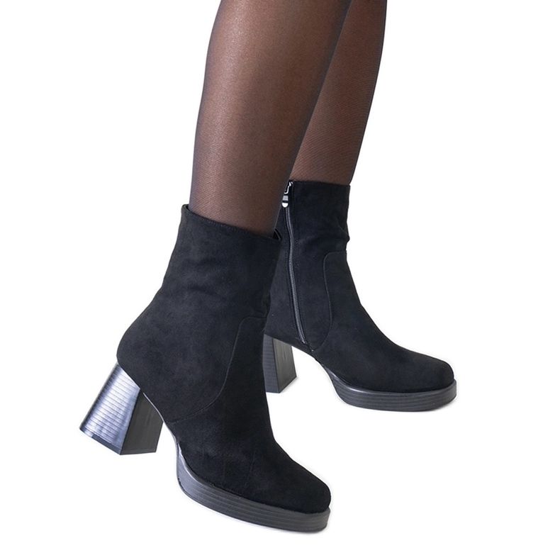 Svarta stövletter med fyrkantig tå, Rumaila i ekomocka