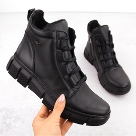 Bekväma, isolerade damstövlar i läder, svarta Helios 523