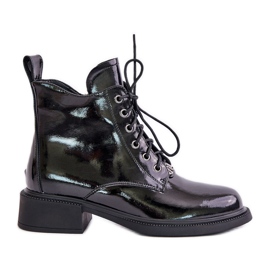 Ankelboots i lack med isolering, Black Bellani svart