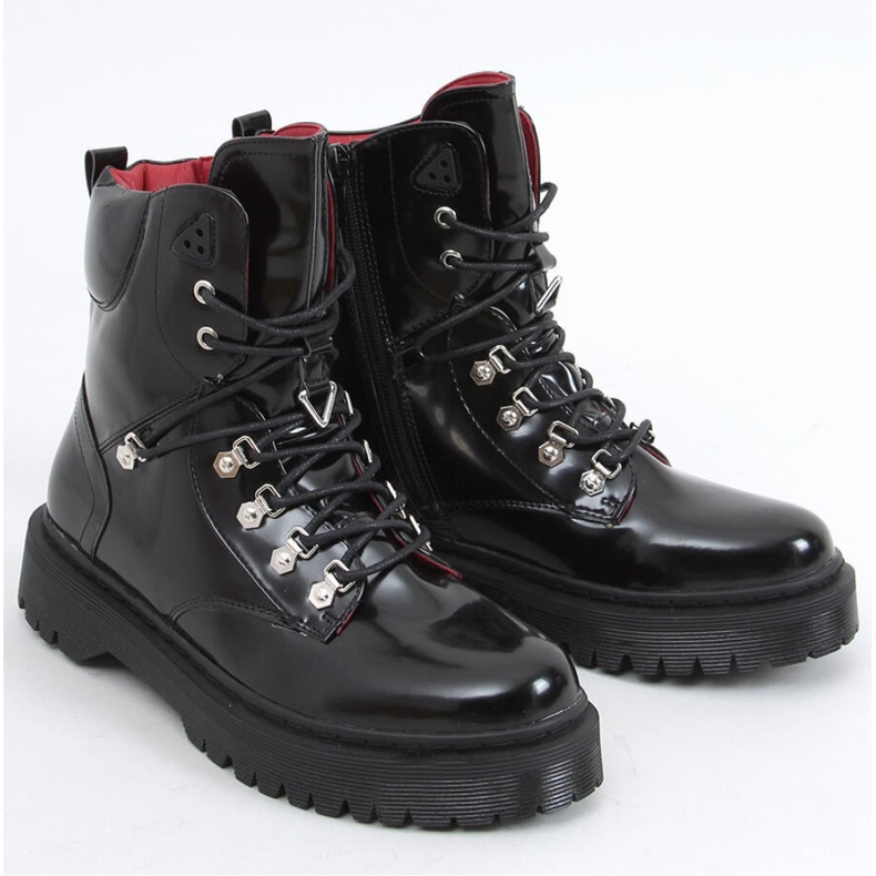 Kari Black ankelboots med snörning - Inello svart