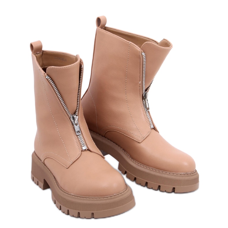 Militärstövlar av kamel brun