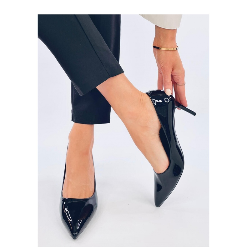 Patent stilettpumps Charlotte Black - Inello svart