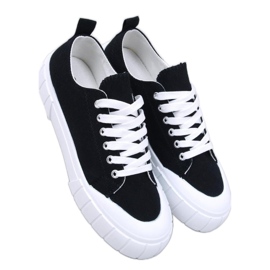 Consen Svarta damsneakers - Inello