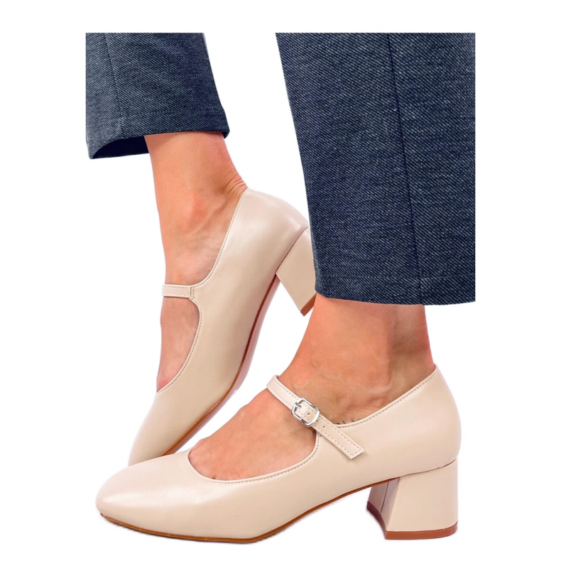 Mary Jane pumps med hög klack i beige stil