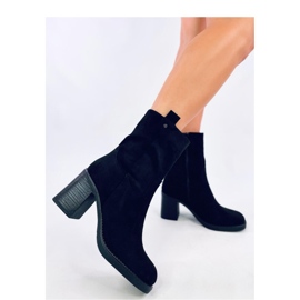 Salifi Svarta bredklackade ankelboots - Inello