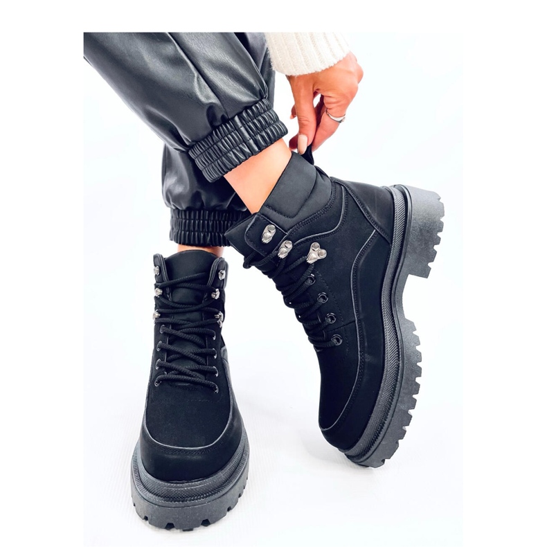 Mathen Svarta trapperstövlar - Inello