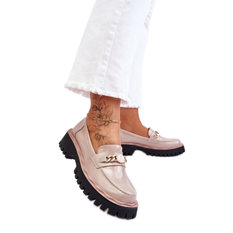 Patentbeige plattformsloafers