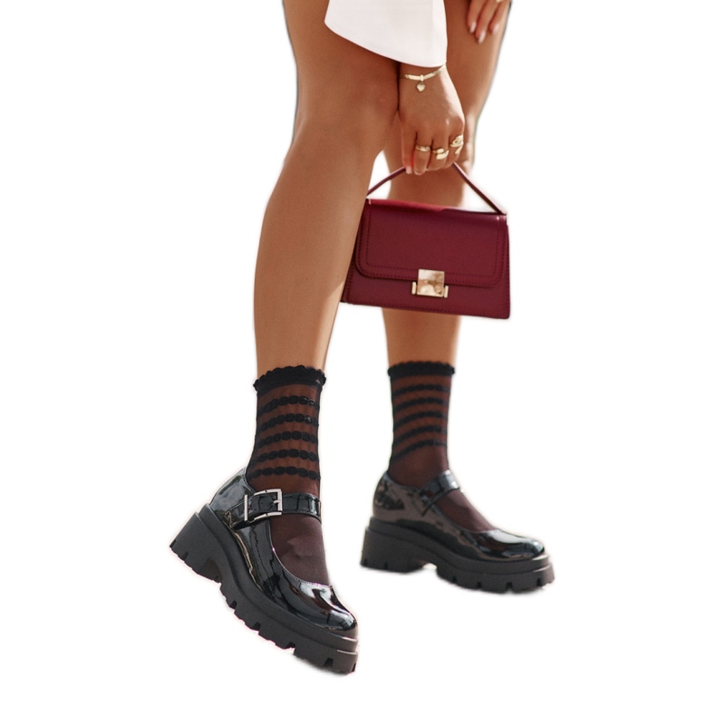 Damlackskor med svart Lakier-spänne