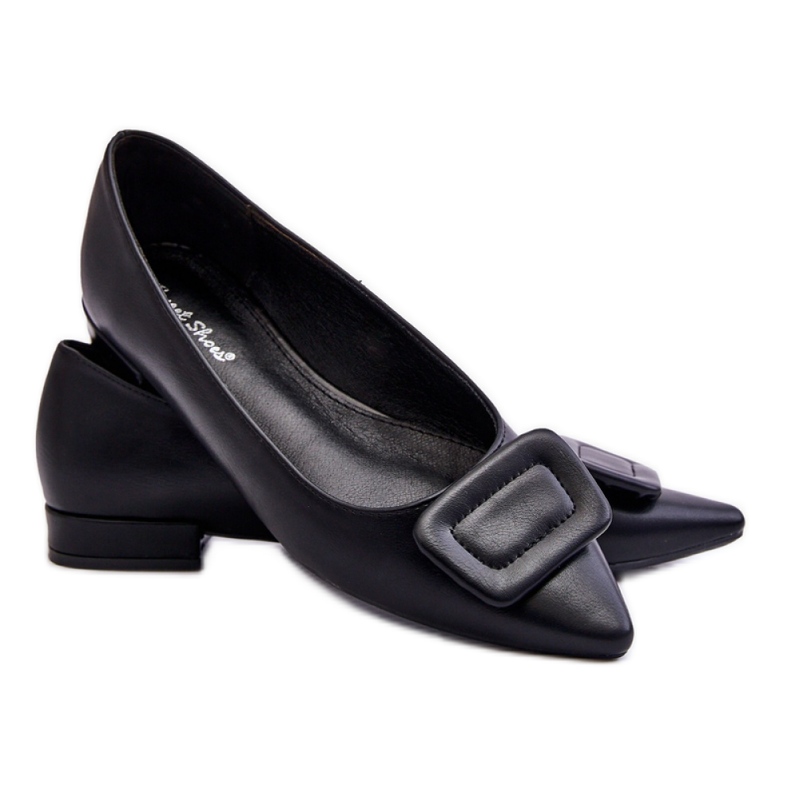 Klassiska balettlägenheter med dekoration svart