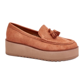 Dammockasiner gjorda av ekomocka på en plattform orange