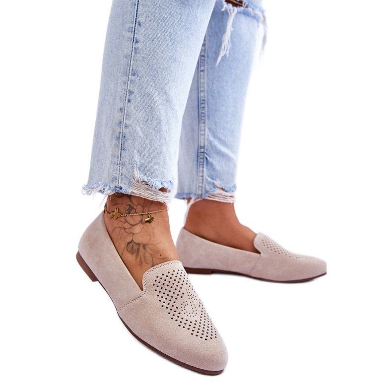 Mockasiner för kvinnor i beige mocka