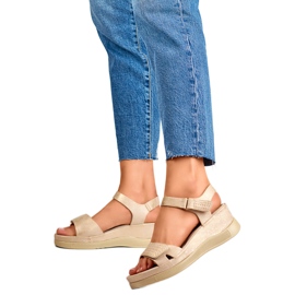 Kilsandaler för kvinnor YQ-125GO, beige