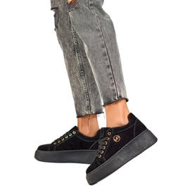 Damsportskor på plattformen TL251B, svarta