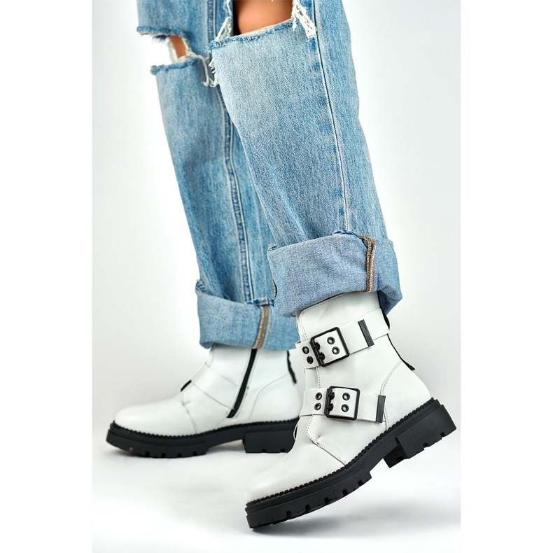 Arbetsstövlar Modell Axelle 250007W-PU Vitlack - PRIMO