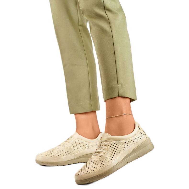 Skor Modell 8617-4BE Beige