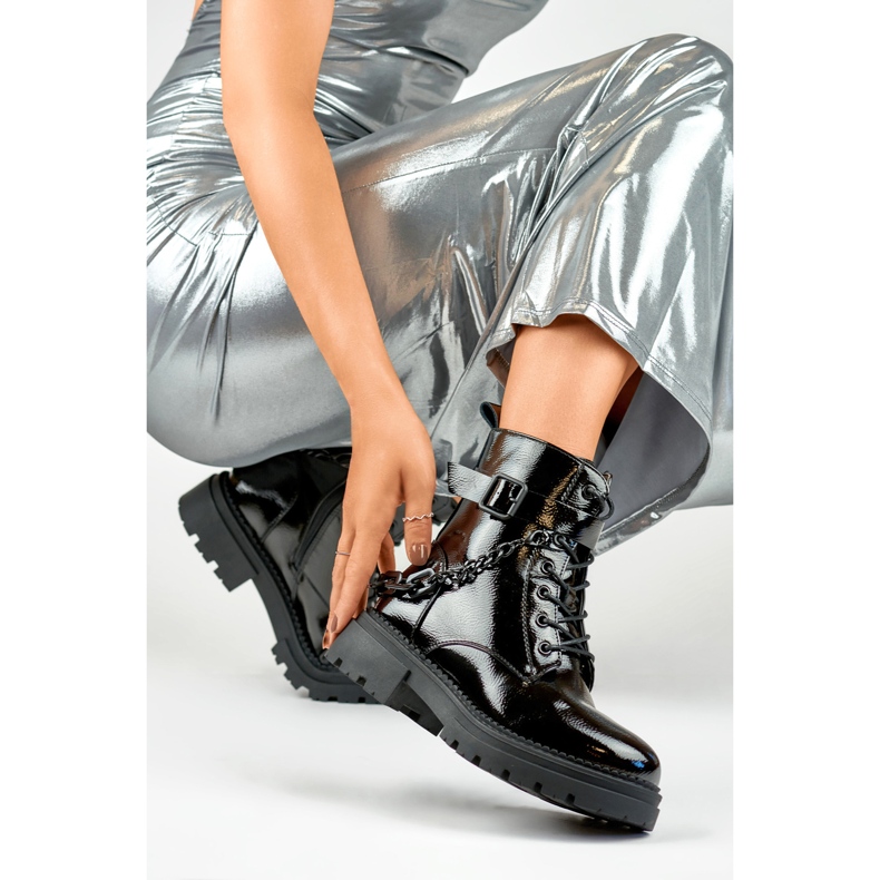 Arbetarmodell 250013B-LA Svartlack - PRIMO