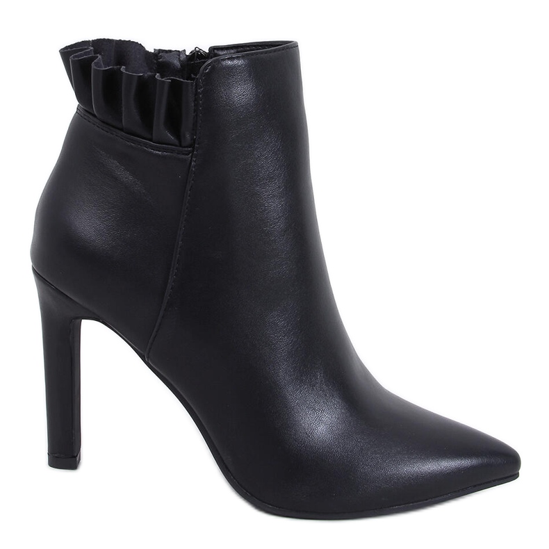 Etnea Svarta högklackade ankelboots